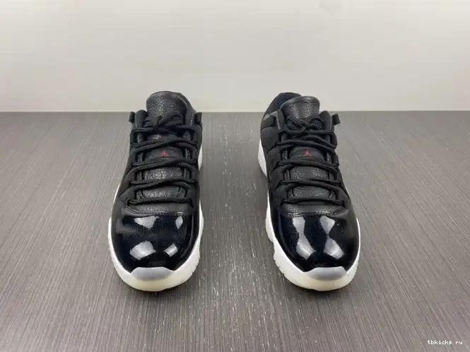 Reps TB Air 72-10 AV2187-001 Jordan Retro Low 11 0525
